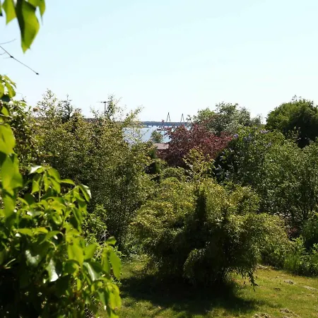One-bedroom Holiday In 보르딩보르그